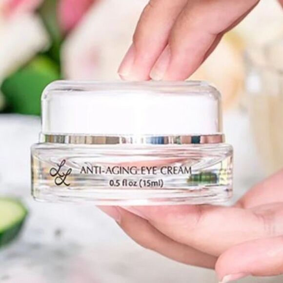 NEW Optivida Health LL Skincare Anti-Aging Eye Cream 0.5 fl oz /15 ml - Picture 1 of 4